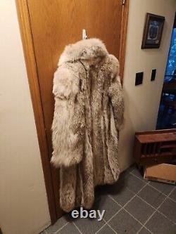 Beautiful Soft Full Length Coyote Full Coat