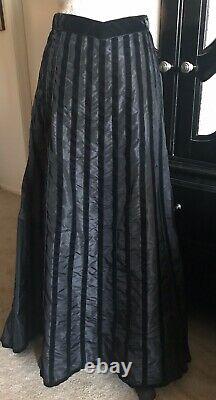CHANEL Full Length 100% Silk & Velvet Skirt Autumn Circa 1998 Made In France L