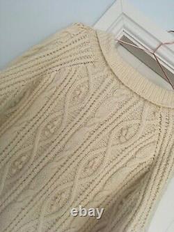 Full length coat hand knitted wool full cable raglan sleeve mint cond. Large