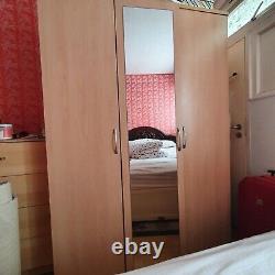 Large 3 Door Wardrobe with Full Length Mirror Shelves and Hanging Rail