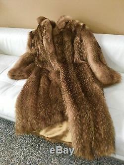 Large XL FULL LENGTH FINNISH RACCOON FUR COAT Feathered WITH STORAGE BAG UNISEX