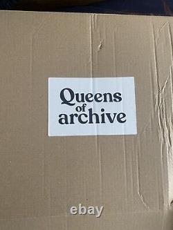 Queens of Archive Silky Starr BNWT
