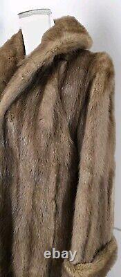 Vintage Famous-Barr Fur Salon Full Length Muskrat Furr Coat Sz Medium- Large