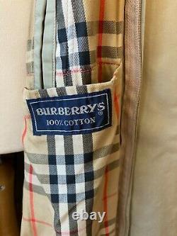 Burberry Ladies Full Length Trench Coat Mac Avec Un Modèle De Quirky Inhabituel Taille L