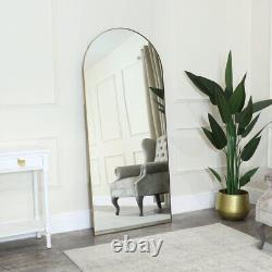 Grand miroir arqué doré en longueur, style art déco minimaliste, grand et haut arc.