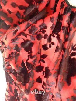 Junya Watanabe Comme Des Garçons Sheer Red Blooms Robe De Velours Noir