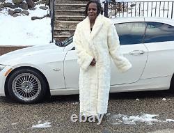 Magnifique Manteau en Fausse Fourrure Blanche de Pleine Longueur Taille Large / Très Grande UB