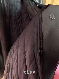 Manteau classique en cuir de veau souple noir de style Matrix à longueur totale.