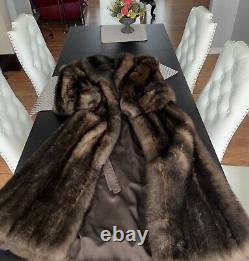 Manteau de vison Blackglama pleine longueur en fourrure de ranch de luxe par Ceresnie & Offen
