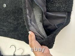 Manteau en fausse fourrure de mouton persan noir de grande taille mi-longueur entièrement doublé végétalien