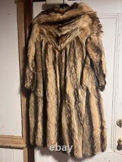 Manteau en fourrure véritable vintage pour femme, de grande taille, en vraie fourrure.