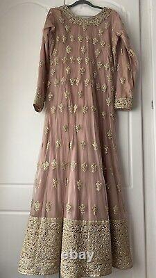 Robe longue shalwar dupatta de mariage en poussière rose asiatique fortement embellie