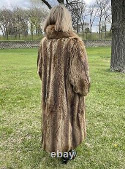 Vintage Taille Moyenne / Grande Tanuki Finn Raccoon Fox Fourrure Pleine Longueur Manteau Long